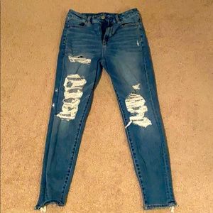 Women’s Destroyed Skinny Jeggings